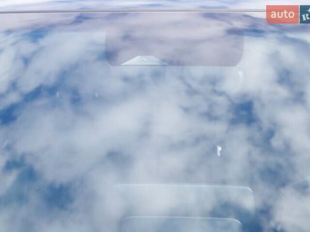 Серый Хендай Kona Electric, объемом двигателя 0 л и пробегом 46 тыс. км за 17950 $, фото 55 на Automoto.ua