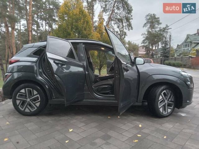 Сірий Хендай Kona Electric, об'ємом двигуна 0 л та пробігом 59 тис. км за 16890 $, фото 25 на Automoto.ua