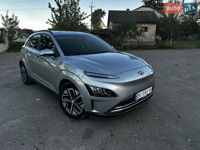 Серый Хендай Kona Electric, объемом двигателя 0 л и пробегом 55 тыс. км за 22000 $, фото 14 на Automoto.ua