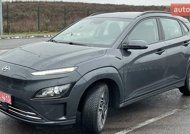 Сірий Хендай Kona Electric, об'ємом двигуна 0 л та пробігом 103 тис. км за 19700 $, фото 2 на Automoto.ua