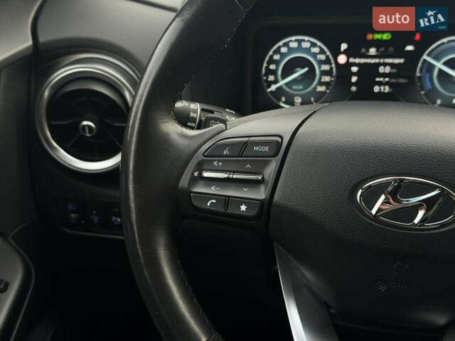 Сірий Хендай Kona Electric, об'ємом двигуна 0 л та пробігом 48 тис. км за 17500 $, фото 30 на Automoto.ua