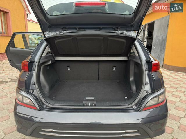 Серый Хендай Kona Electric, объемом двигателя 0 л и пробегом 112 тыс. км за 18999 $, фото 15 на Automoto.ua