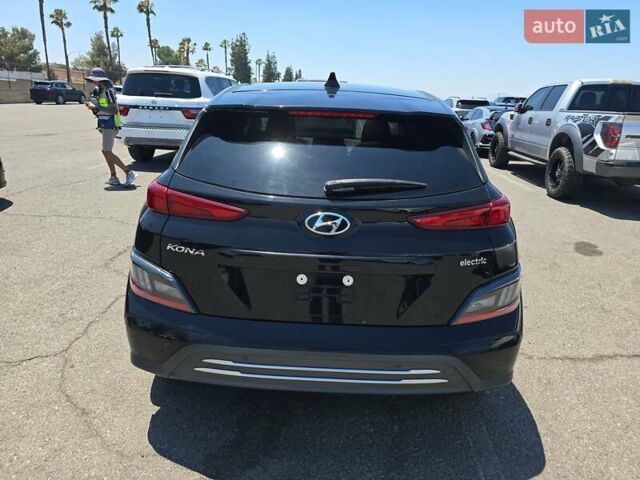 Серый Хендай Kona Electric, объемом двигателя 0 л и пробегом 31 тыс. км за 15000 $, фото 4 на Automoto.ua