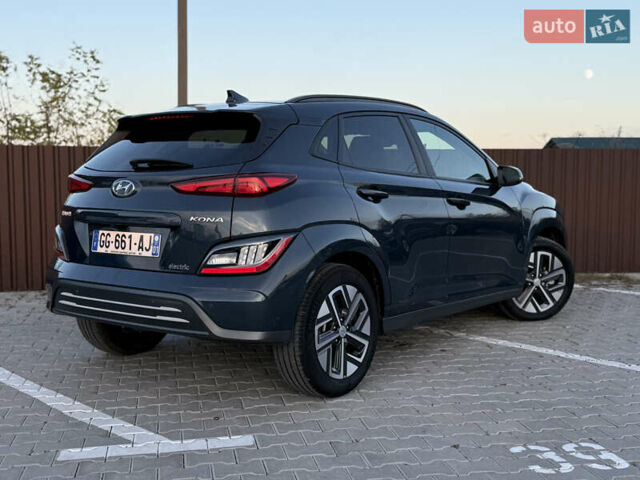 Сірий Хендай Kona Electric, об'ємом двигуна 0 л та пробігом 41 тис. км за 18650 $, фото 16 на Automoto.ua