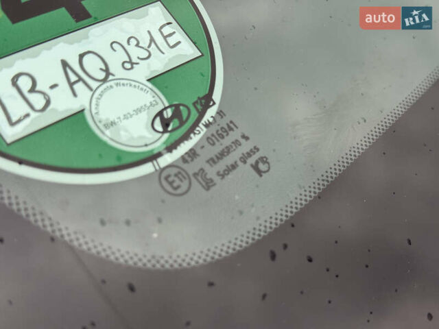 Серый Хендай Kona Electric, объемом двигателя 0 л и пробегом 50 тыс. км за 18500 $, фото 66 на Automoto.ua