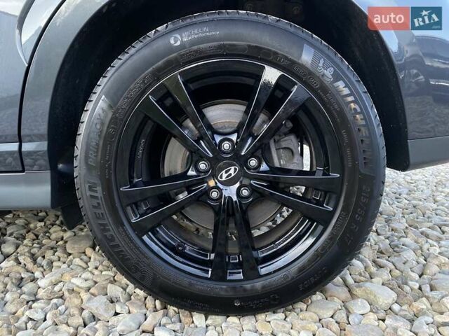 Серый Хендай Kona Electric, объемом двигателя 0 л и пробегом 115 тыс. км за 20600 $, фото 23 на Automoto.ua