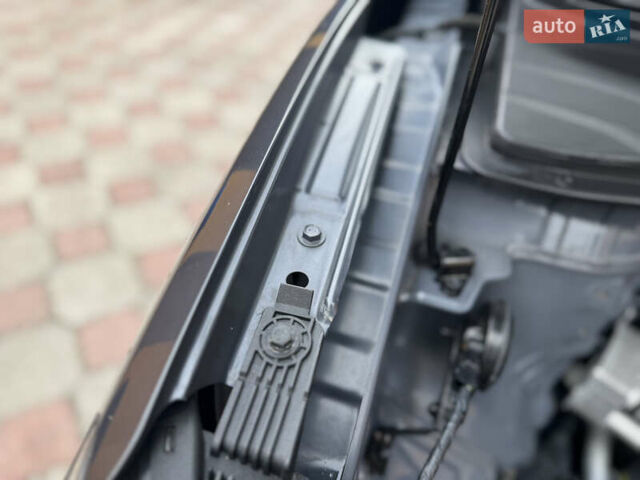 Сірий Хендай Kona Electric, об'ємом двигуна 0 л та пробігом 112 тис. км за 18999 $, фото 38 на Automoto.ua