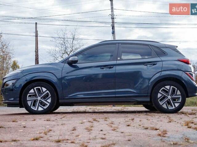 Серый Хендай Kona Electric, объемом двигателя 0 л и пробегом 46 тыс. км за 17950 $, фото 13 на Automoto.ua