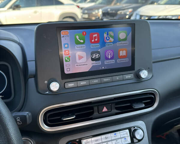 Серый Хендай Kona Electric, объемом двигателя 0 л и пробегом 66 тыс. км за 21500 $, фото 8 на Automoto.ua