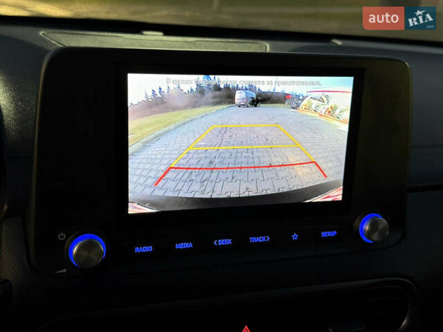 Серый Хендай Kona Electric, объемом двигателя 0 л и пробегом 36 тыс. км за 16999 $, фото 18 на Automoto.ua