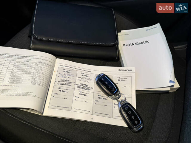 Серый Хендай Kona Electric, объемом двигателя 0 л и пробегом 36 тыс. км за 16999 $, фото 29 на Automoto.ua