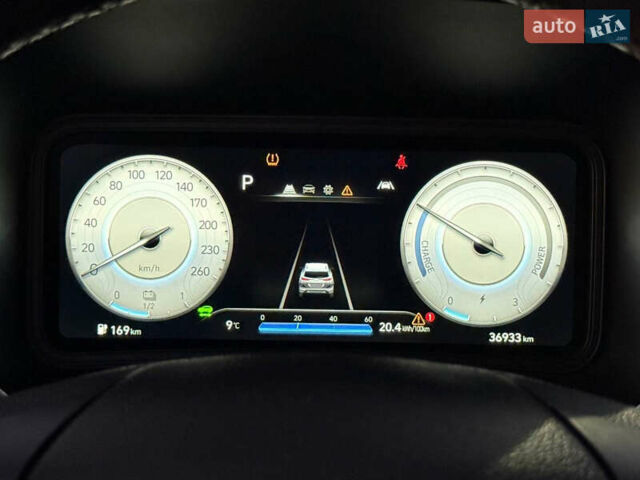 Серый Хендай Kona Electric, объемом двигателя 0 л и пробегом 36 тыс. км за 16999 $, фото 17 на Automoto.ua