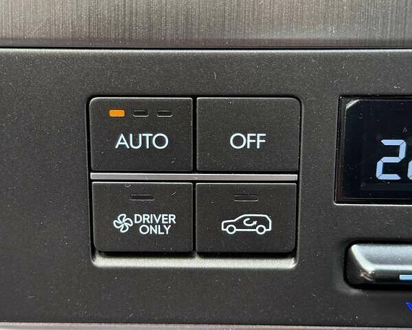 Серый Хендай Kona Electric, объемом двигателя 0 л и пробегом 4 тыс. км за 24999 $, фото 142 на Automoto.ua