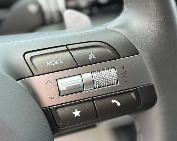 Серый Хендай Kona Electric, объемом двигателя 0 л и пробегом 4 тыс. км за 24999 $, фото 124 на Automoto.ua