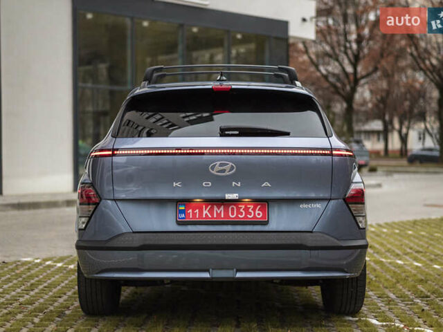 Серый Хендай Kona Electric, объемом двигателя 0 л и пробегом 25 тыс. км за 22700 $, фото 7 на Automoto.ua