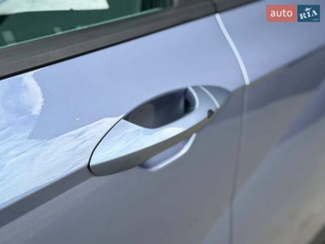 Серый Хендай Kona Electric, объемом двигателя 0 л и пробегом 4 тыс. км за 24999 $, фото 52 на Automoto.ua