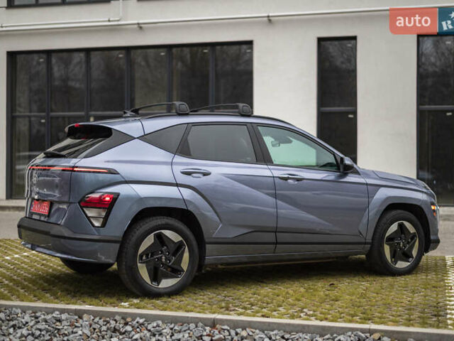 Серый Хендай Kona Electric, объемом двигателя 0 л и пробегом 25 тыс. км за 22700 $, фото 1 на Automoto.ua