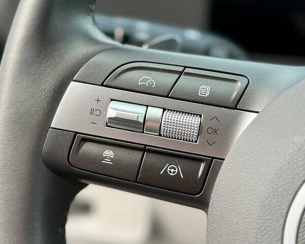 Серый Хендай Kona Electric, объемом двигателя 0 л и пробегом 4 тыс. км за 24999 $, фото 123 на Automoto.ua