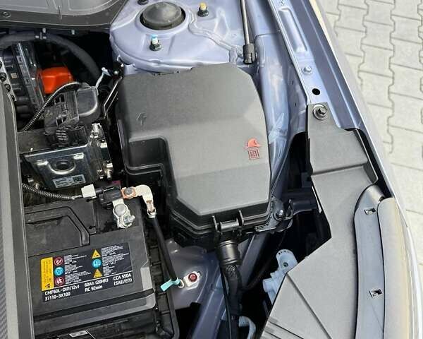 Серый Хендай Kona Electric, объемом двигателя 0 л и пробегом 4 тыс. км за 24999 $, фото 146 на Automoto.ua