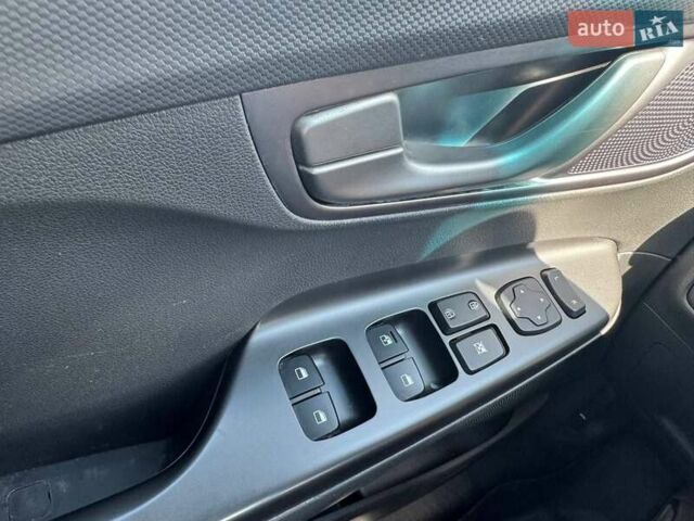 Синій Хендай Kona Electric, об'ємом двигуна 0 л та пробігом 140 тис. км за 17500 $, фото 20 на Automoto.ua