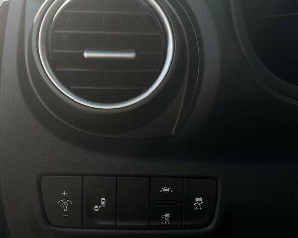 Синій Хендай Kona Electric, об'ємом двигуна 0 л та пробігом 46 тис. км за 15800 $, фото 22 на Automoto.ua
