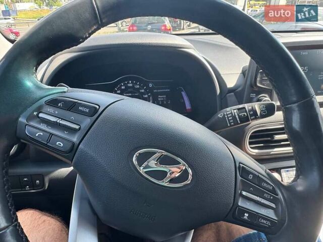 Синій Хендай Kona Electric, об'ємом двигуна 0 л та пробігом 140 тис. км за 17500 $, фото 14 на Automoto.ua