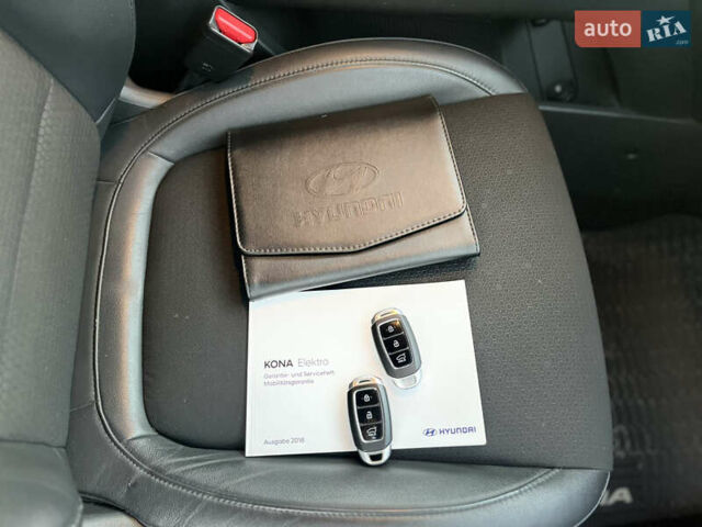 Синий Хендай Kona Electric, объемом двигателя 0 л и пробегом 127 тыс. км за 16400 $, фото 34 на Automoto.ua