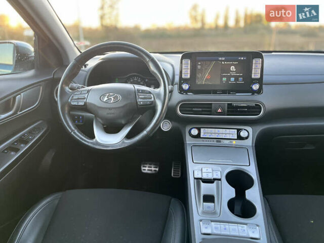 Синий Хендай Kona Electric, объемом двигателя 0 л и пробегом 127 тыс. км за 16400 $, фото 8 на Automoto.ua
