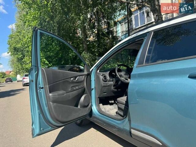Синій Хендай Kona Electric, об'ємом двигуна 0 л та пробігом 140 тис. км за 17500 $, фото 16 на Automoto.ua