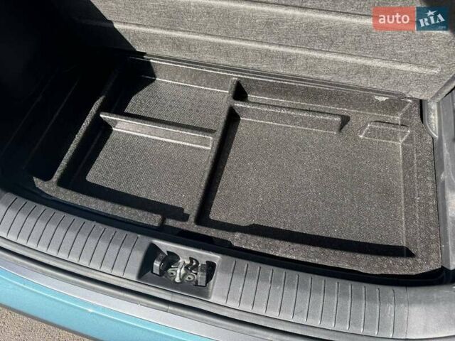 Синій Хендай Kona Electric, об'ємом двигуна 0 л та пробігом 140 тис. км за 17500 $, фото 25 на Automoto.ua