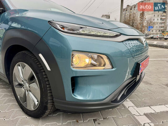 Синий Хендай Kona Electric, объемом двигателя 0 л и пробегом 134 тыс. км за 17800 $, фото 14 на Automoto.ua