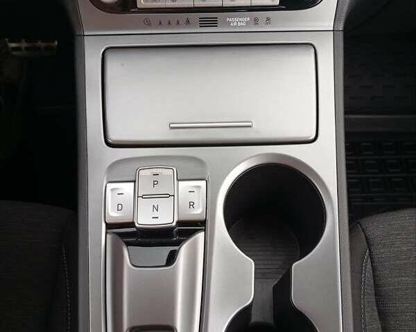 Синий Хендай Kona Electric, объемом двигателя 0 л и пробегом 35 тыс. км за 14850 $, фото 25 на Automoto.ua