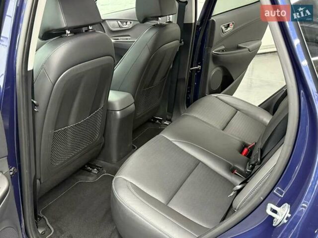 Синий Хендай Kona Electric, объемом двигателя 0 л и пробегом 116 тыс. км за 17604 $, фото 29 на Automoto.ua