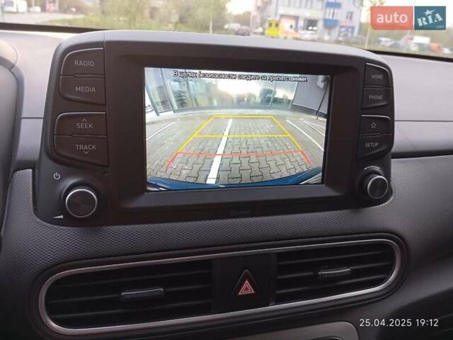 Синий Хендай Kona Electric, объемом двигателя 0 л и пробегом 35 тыс. км за 14850 $, фото 27 на Automoto.ua