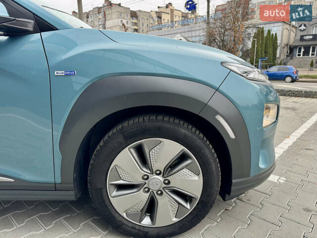Синий Хендай Kona Electric, объемом двигателя 0 л и пробегом 134 тыс. км за 17800 $, фото 22 на Automoto.ua