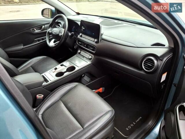 Синий Хендай Kona Electric, объемом двигателя 0 л и пробегом 107 тыс. км за 18400 $, фото 28 на Automoto.ua