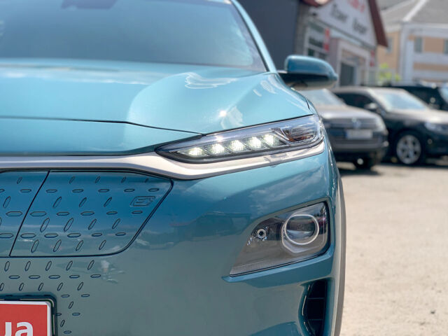 Синій Хендай Kona Electric, об'ємом двигуна 0 л та пробігом 23 тис. км за 31490 $, фото 28 на Automoto.ua