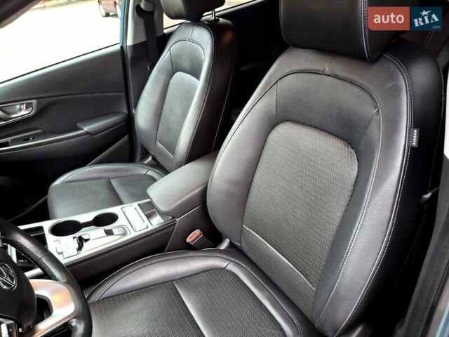 Синий Хендай Kona Electric, объемом двигателя 0 л и пробегом 107 тыс. км за 18400 $, фото 15 на Automoto.ua