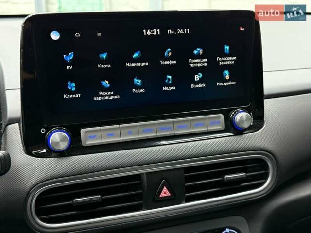 Синий Хендай Kona Electric, объемом двигателя 0 л и пробегом 116 тыс. км за 17604 $, фото 23 на Automoto.ua