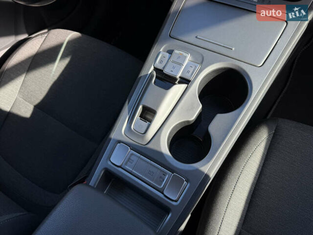 Синий Хендай Kona Electric, объемом двигателя 0 л и пробегом 165 тыс. км за 16800 $, фото 21 на Automoto.ua