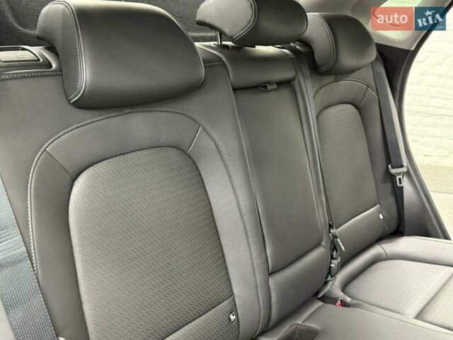 Синий Хендай Kona Electric, объемом двигателя 0 л и пробегом 128 тыс. км за 17625 $, фото 26 на Automoto.ua