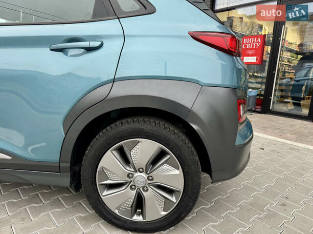 Синий Хендай Kona Electric, объемом двигателя 0 л и пробегом 134 тыс. км за 17800 $, фото 29 на Automoto.ua