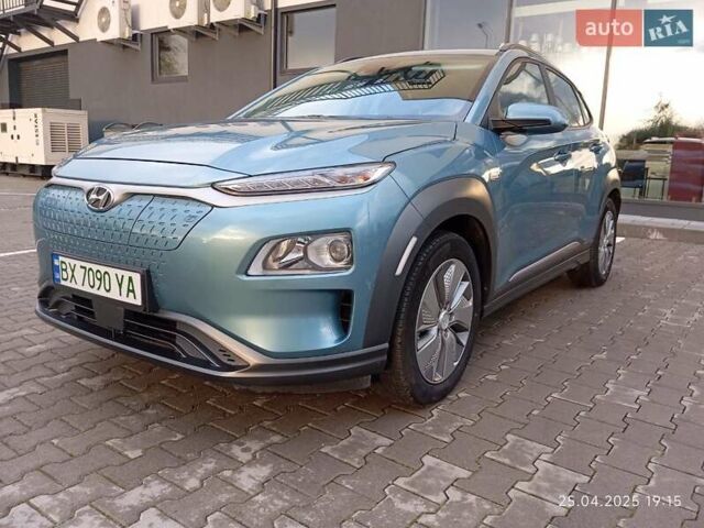 Синий Хендай Kona Electric, объемом двигателя 0 л и пробегом 35 тыс. км за 14850 $, фото 8 на Automoto.ua