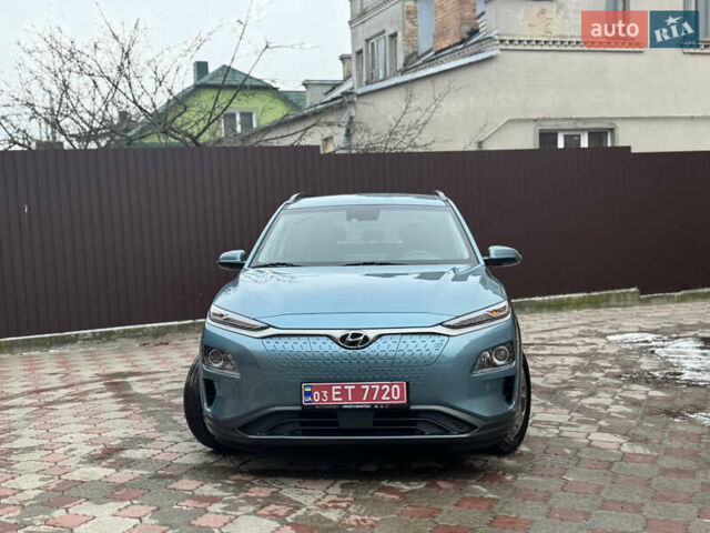 Синий Хендай Kona Electric, объемом двигателя 0 л и пробегом 55 тыс. км за 15800 $, фото 60 на Automoto.ua