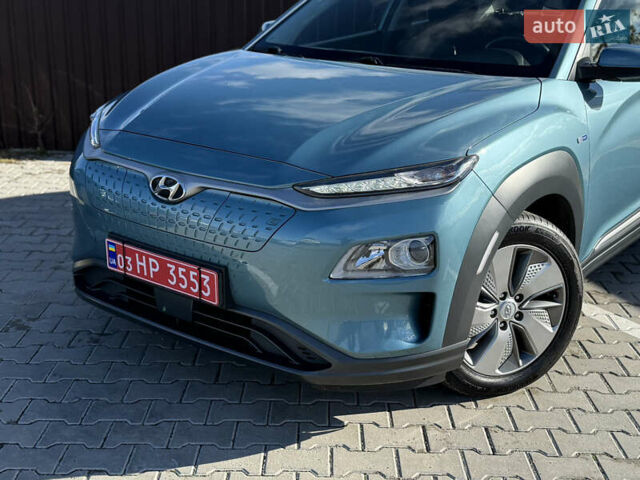 Синий Хендай Kona Electric, объемом двигателя 0 л и пробегом 165 тыс. км за 16800 $, фото 3 на Automoto.ua