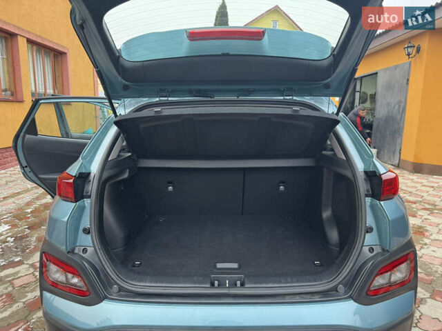 Синий Хендай Kona Electric, объемом двигателя 0 л и пробегом 55 тыс. км за 15800 $, фото 16 на Automoto.ua