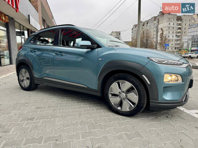 Синий Хендай Kona Electric, объемом двигателя 0 л и пробегом 134 тыс. км за 17800 $, фото 12 на Automoto.ua