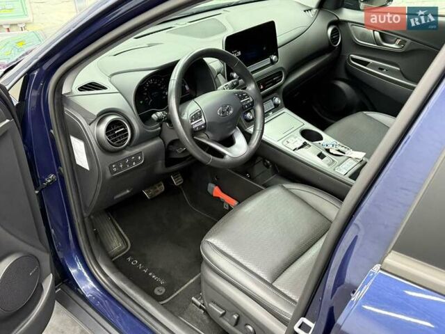 Синий Хендай Kona Electric, объемом двигателя 0 л и пробегом 116 тыс. км за 17604 $, фото 18 на Automoto.ua