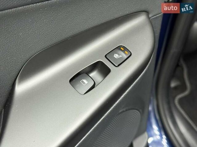 Синий Хендай Kona Electric, объемом двигателя 0 л и пробегом 128 тыс. км за 17625 $, фото 28 на Automoto.ua