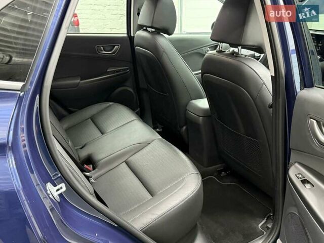 Синий Хендай Kona Electric, объемом двигателя 0 л и пробегом 116 тыс. км за 17604 $, фото 33 на Automoto.ua